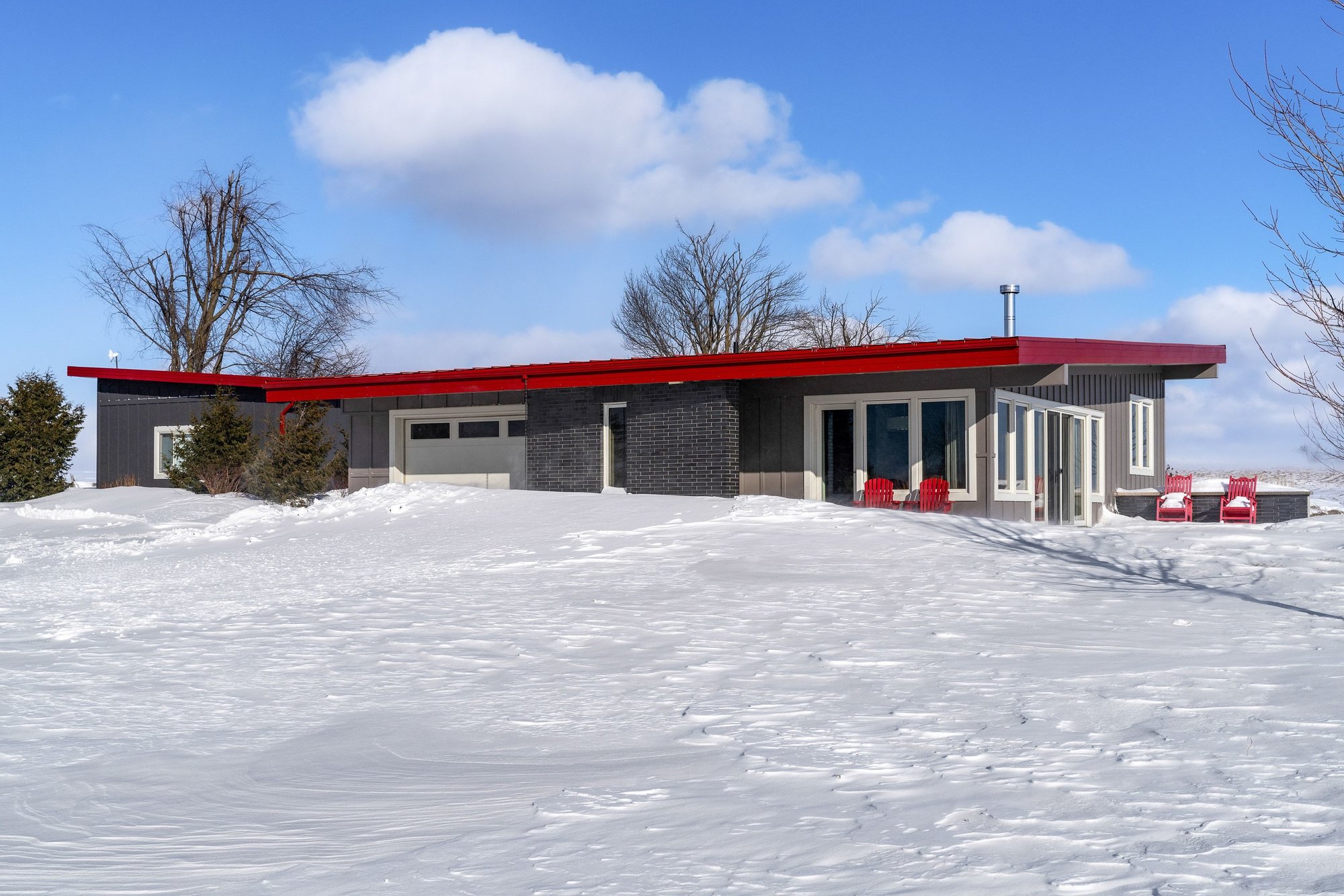 002_837177_4th_line_east_2_212