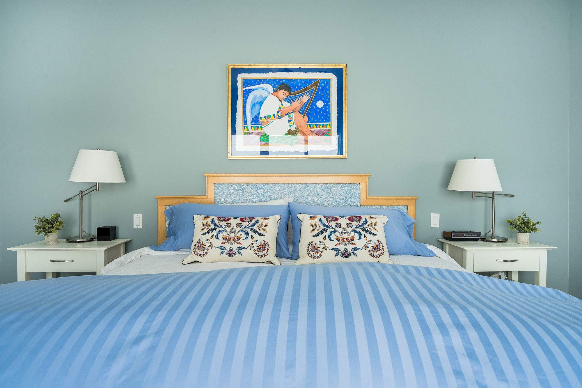 033_837177_4th_line_east_33_333