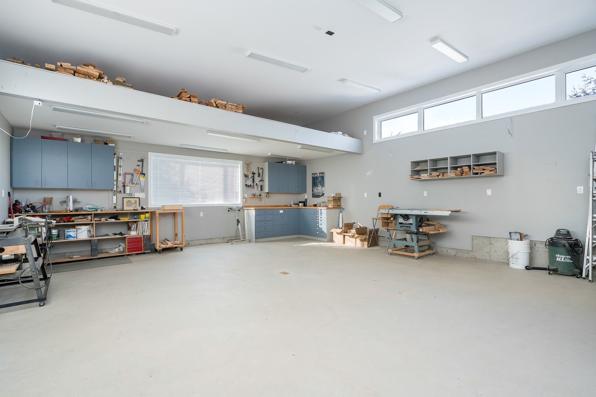 043_837177_4th_line_east_43_745