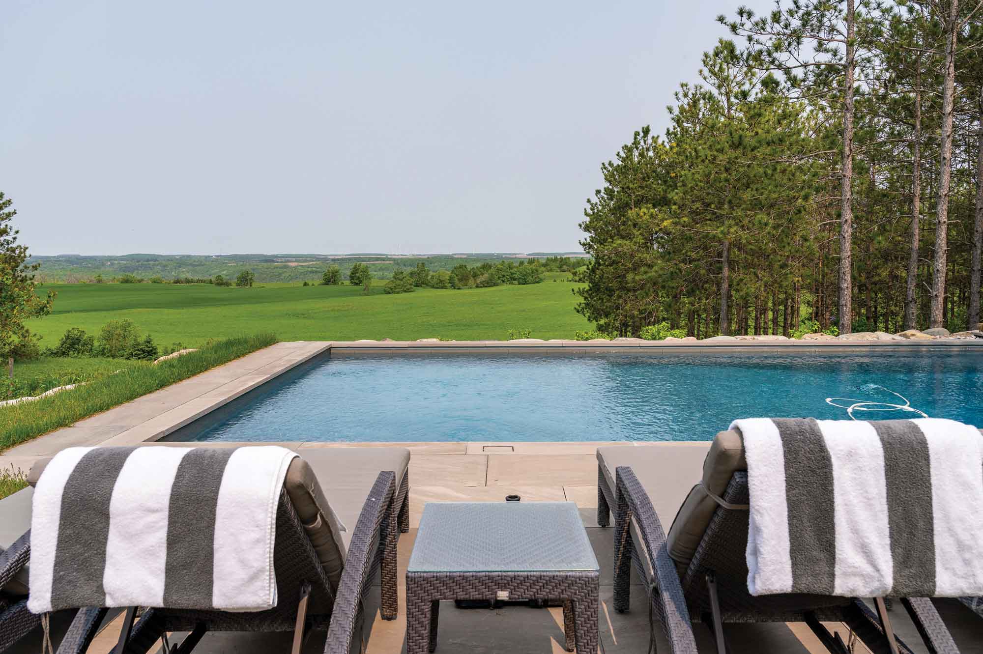 sl-web-586219-pine-crest-04